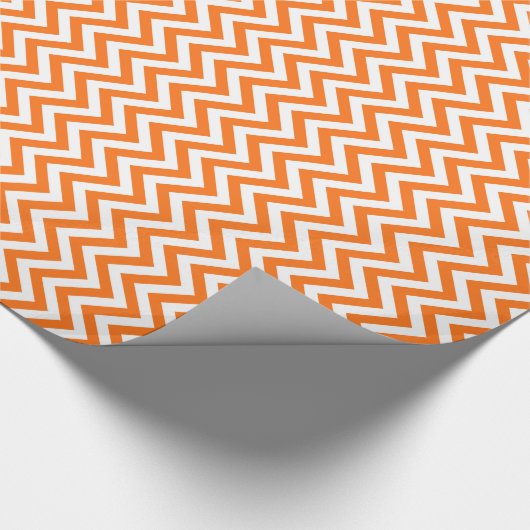Pumpkin Oranje, White Large Chevron ZigZag Pattern Cadeaupapier (Hoek)