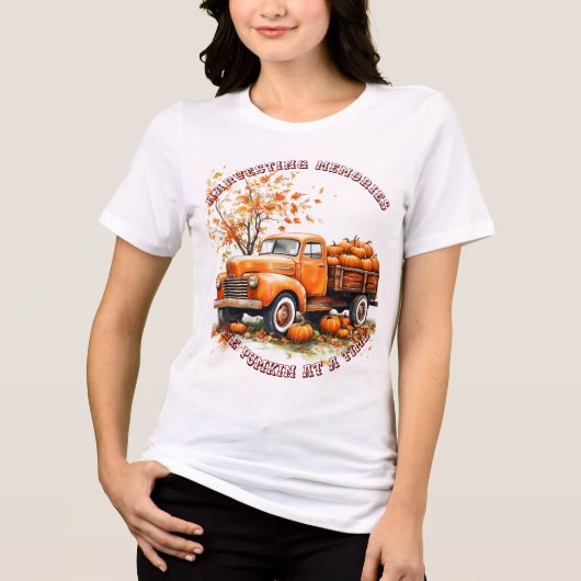 Pumpkin Patch Adventures- Trucks & Pompoenen Tri-Blend Shirt (Voorkant)