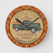 Pumpkin Patch Boerderij  Truck Herfst Pset Rustic Ronde Klok (Voorkant)