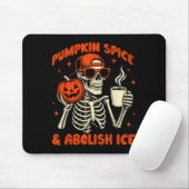 Pumpkin Sce Abolish Ice Anti Trump Resist Tee  Muismat (Met muis)