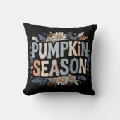 Pumpkin Season – Blue Floral Retro Coussin  Kussen (Voorkant)
