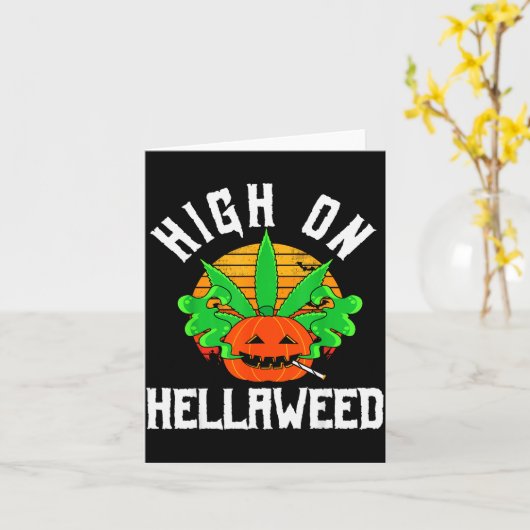 Pumpkin Smoking Weed Costume Retro Funny Halloween Kaart (Gele Bloem)