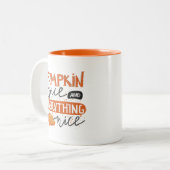 Pumpkin-specerij en alles wat goed is tweekleurige koffiemok (Voorkant links)