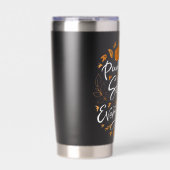 Pumpkin Spice Alles Geïsoleerde Drinkbeker (Voorkant)