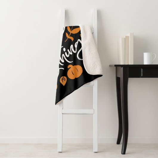 Pumpkin Spice Alles Sherpa Deken (In situ)