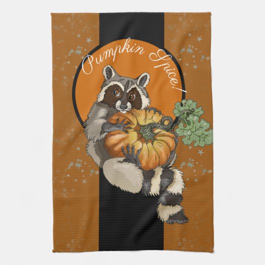 Pumpkin Spice! Op een Roll Pumpkin Raccoon Theedoek (Verticaal)