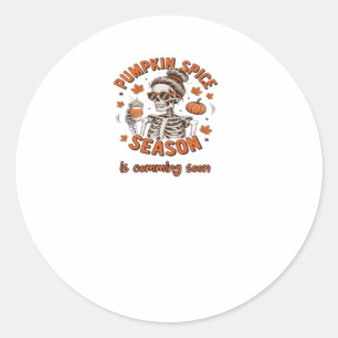 Pumpkin Spice Season komt binnenkort naar Hallowee Ronde Sticker