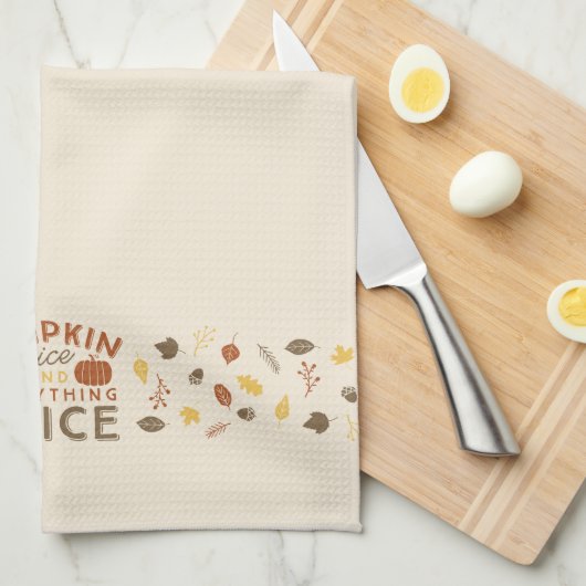 Pumpkin Spice Typografische Herfst Kitchen Towel Theedoek (Quarter Fold)
