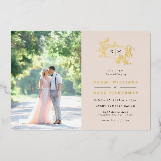 Pumpkin Vines Monogram Weddenschap Folie Uitnodigi Uitnodiging (Voorkant)