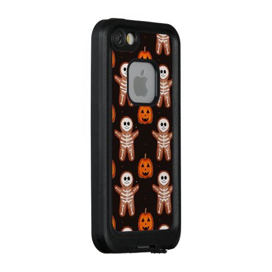 Pumpkins and Skeleton Gingerbread Halloween Design LifeProof iPhone Hoesje (Achterkant / rechts)