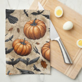 Pumpkins, Crows, and Bats Halloween Pattern Theedoek (Quarter Fold)