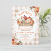 Pumpkins verlaat Hay Autumn Gingham 1st Birthday Kaart (Staand voorkant)