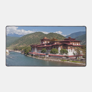 Punakha Dzong in Bhutan Bureaumat