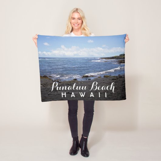 Punalu'u Black Sand Beach Hawaii Fleece Deken (In situ)