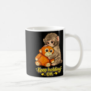 Punch aap met teddybeer knuffelen vasthouden koffiemok