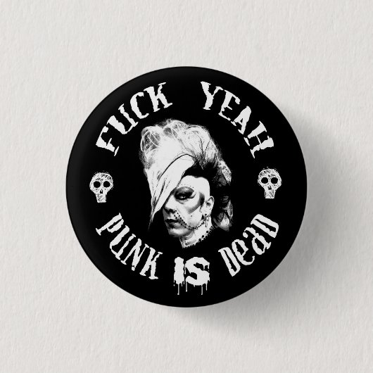 Punk IS dead Ronde Button 3,2 Cm (Voorkant)