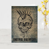 Punk Rock Rocker Skull met Mohawk Verjaardag Kaart (Gele Bloem)