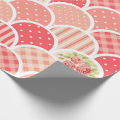 Punten en strepen met een kleurrijke retro roze po cadeaupapier (Hoek)