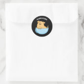 Pup-puccino Grappig Cappuccino Pun Donker BG Ronde Sticker (Tas)