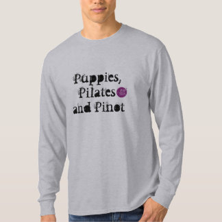 Puppies, piloten en Pinot door angelinapilaten T-shirt