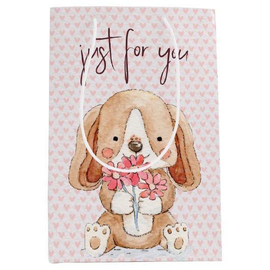 Puppy Dog met bloemen op roze harten Medium Cadeauzakje (Voorkant)