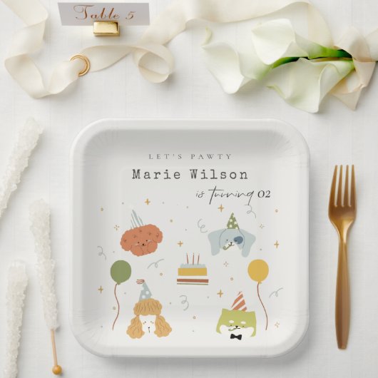 Puppy-honden met Kinder paprika's elke dag van de  Papieren Bordje (Huwelijk)