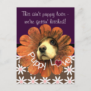 Puppy Love Peking Out of a Flower Aankondigingskaart