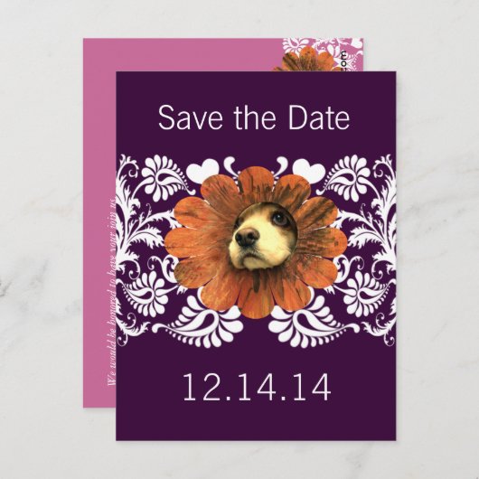 Puppy Love Peking Out of a Flower Aankondigingskaart (Voorkant / Achterkant)