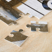 Puppy op een geleide legpuzzel (Zijkant)