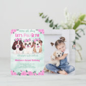 Puppy Verjaardag Foto uitnodiging (Staand voorkant)