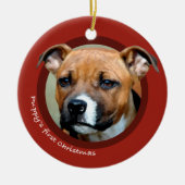 Puppy's eerste kerstfeest (Amerikaans Staffordshir Keramisch Ornament (Voorkant)
