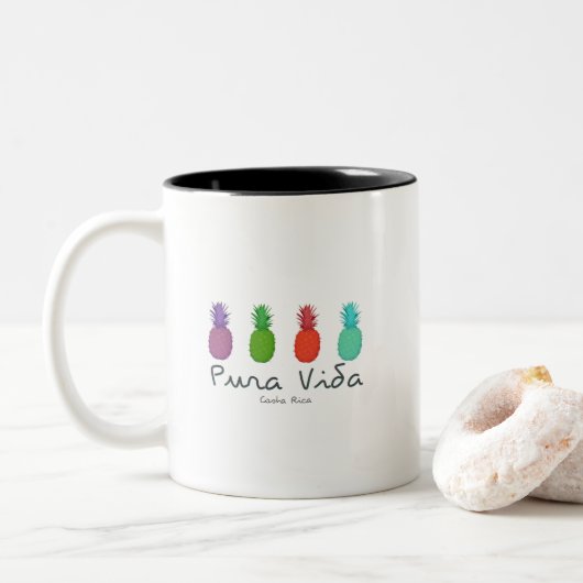 Pura Vida Pineapple Costa Rica Coffee Tweekleurige Koffiemok (Met donut)