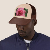 Pure Bold Pink Rose Custom Gedrukt Tan en Bruin Trucker Pet (In situ)