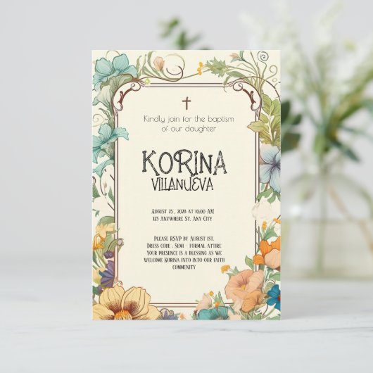 Pure Elegance: Crème & Groen Eenvoudige Bloemendoo Kaart (Staand voorkant)