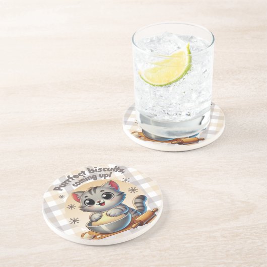 "Purfect biscuits, coming up" Kneading Cat Zandsteen Onderzetter (Zijkant)
