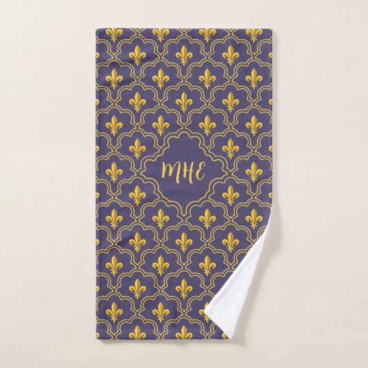 Purple and gold fleur-de-lys quatrefoil pattern bad handdoek (Handdoek)