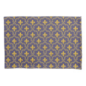 Purple and gold fleur-de-lys quatrefoil pattern kussensloop (Voorkant)
