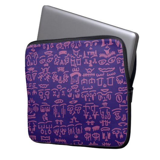 Purple and Pink Doodle Laptop Sleeve – Abstract Ar (Voorkant Links)
