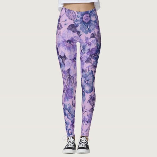 Purple and Pink Flowers on Lavender Background Leggings (Voorkant)