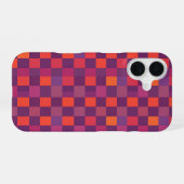 Purple and Red Checkered Geometric Pattern iPhone 16 Hoesje (Achterkant horizontaal)