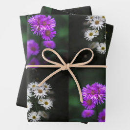 Purple and White Flowers Inpakpapier Vel