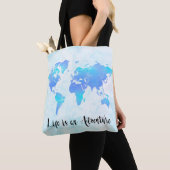 Purple & Blue World Map Life is an Adventure Tote Bag (Dichtbij)
