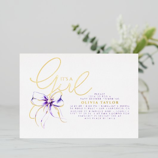 Purple Bow Elegant Modern Girl Baby Shower Folie Uitnodiging (Staand Voorkant)
