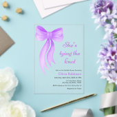 Purple Bow She's Tying the Knot Bridal Shower  Acryl Uitnodigingen (Insitu (Huwelijk))
