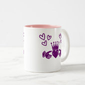 Purple Claddagh Ring Coffee Mug Tweekleurige Koffiemok (Voorkant rechts)