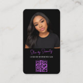 Purple Esthetician QR Code Luxury Black Beauty Visitekaartje (Voorkant)