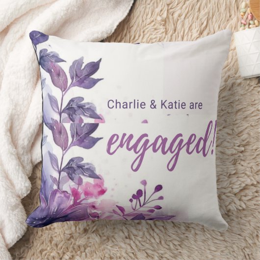Purple Floral Personalized Engagement Throw Pillow Kussen (Deken)