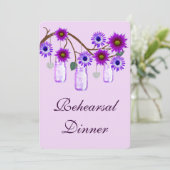Purple Flowers Mason Jars Rehearsal Dinner Invite Kaart (Staand voorkant)