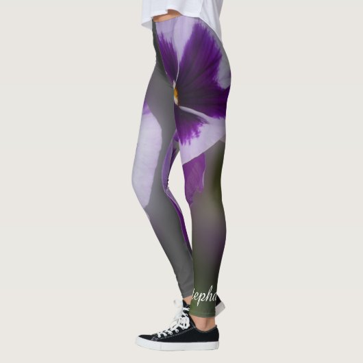 Purple Flowers, naam, Floral Yoga Leggings (Links)