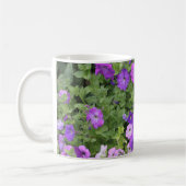 Purple Flowers Spring Garden Theme Petunia Floral Koffiemok (Links)